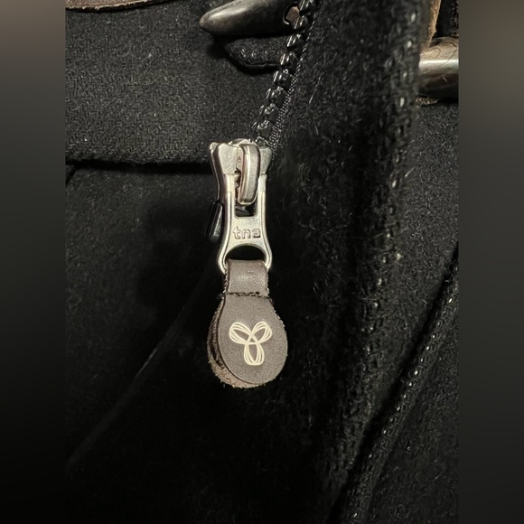 Tna wool coat. EUC. Women size S - Picture 3 of 5